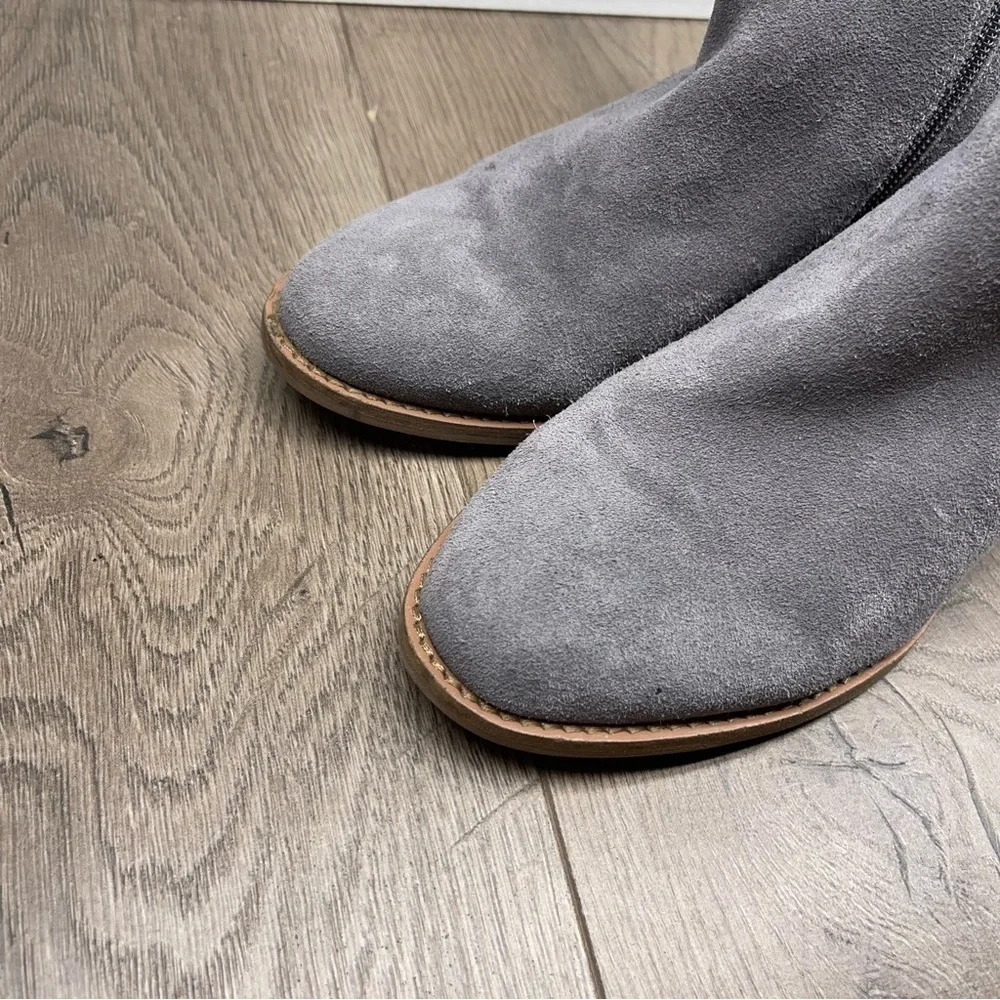 Blondo Nina Gray Suede Ankle Boots Waterproof Block Heel Size 10 Women Side Zip